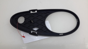  Front bumper fog lamp cover 