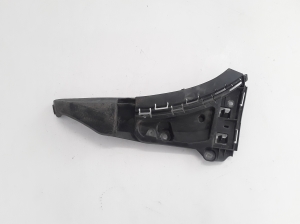  Front bumper bracket 