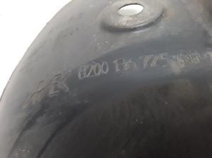  Rear part of the front fender 