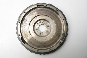  Clutch flywheel 