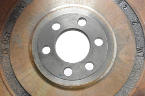  Clutch flywheel 