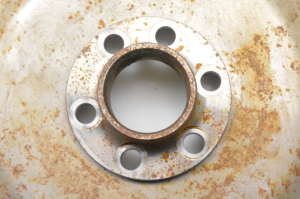  Clutch flywheel 