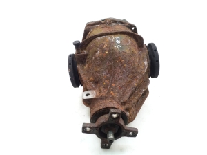  Rear reducer 