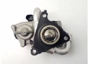  EGR valve 