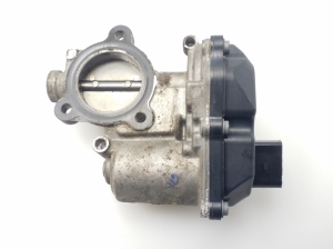  EGR valve 