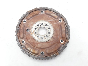  Clutch flywheel 