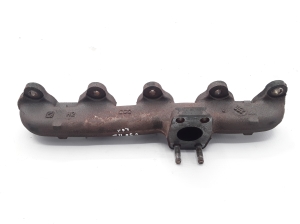  Exhaust manifold 