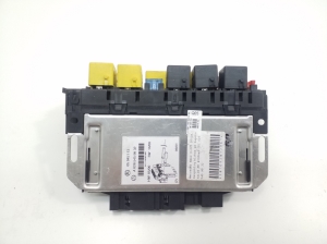  Fuse block holder under the hood 