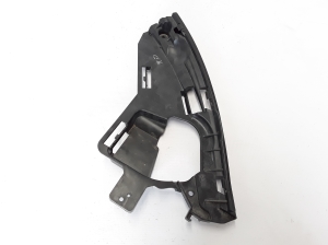  Front bumper bracket 