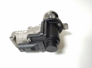  EGR valve 