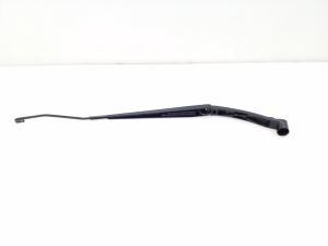  Windshield wiper blade 