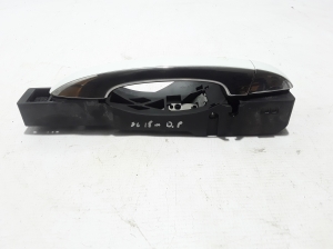  Front door external opening handle and its details 