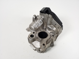  EGR valve 