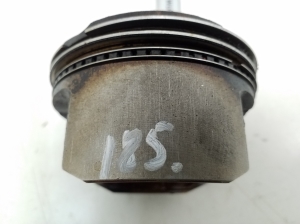  Piston et ses pièces 