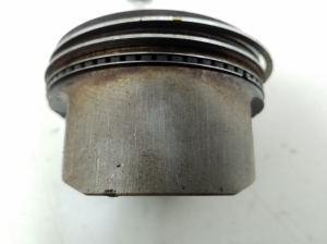  Piston et ses pièces 