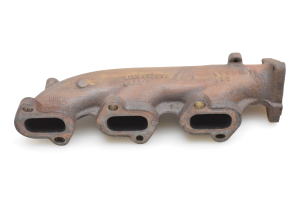  Exhaust manifold 