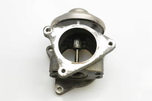  EGR valve 