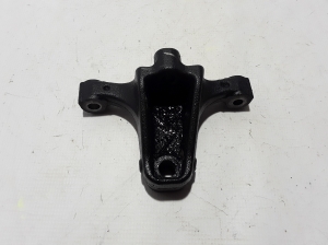  Engine holder 