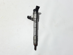  Fuel injector 