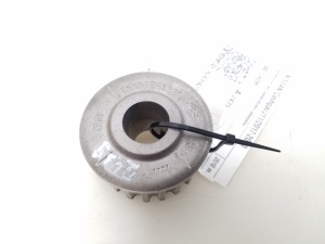  Fuel pump pulley 