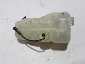  Tank for coolant 