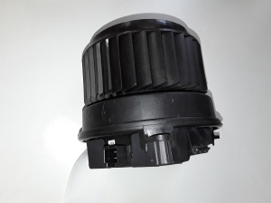  Cabin shoulder motor 