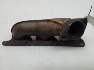  Exhaust manifold 