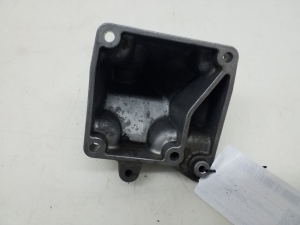  Engine holder 