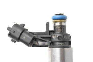  Fuel injector 