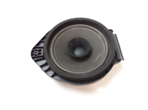  Rear side door speaker 