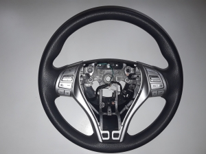  Steering wheel 