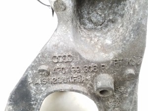  Engine holder 