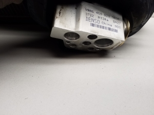  Air conditioner hose valve 