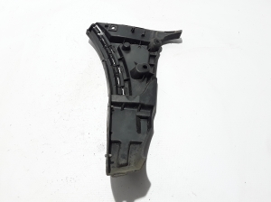  Front bumper bracket 