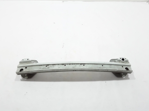  Rear bumper beam 