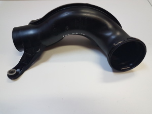  Air intake hose 