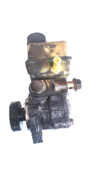  Power steering pump 