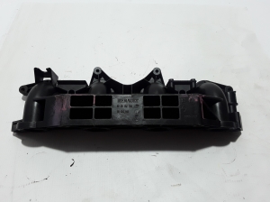  Intake manifold 