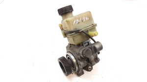  Power steering pump 