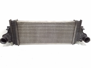  Intercooler radiator 