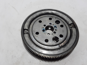  Clutch flywheel 