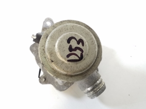  EGR valve 