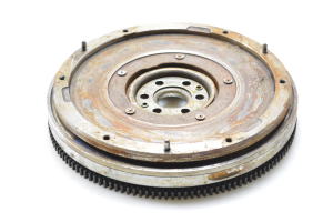  Clutch flywheel 