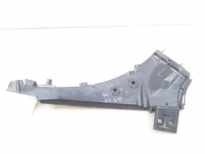  Front bumper bracket 