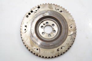  Clutch flywheel 