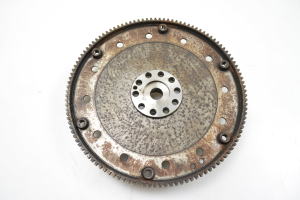  Clutch flywheel 