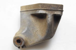  Engine holder 