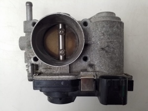   Accelerator valve 