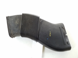  Air intake hose 