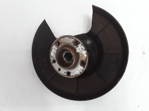  Rear hub 